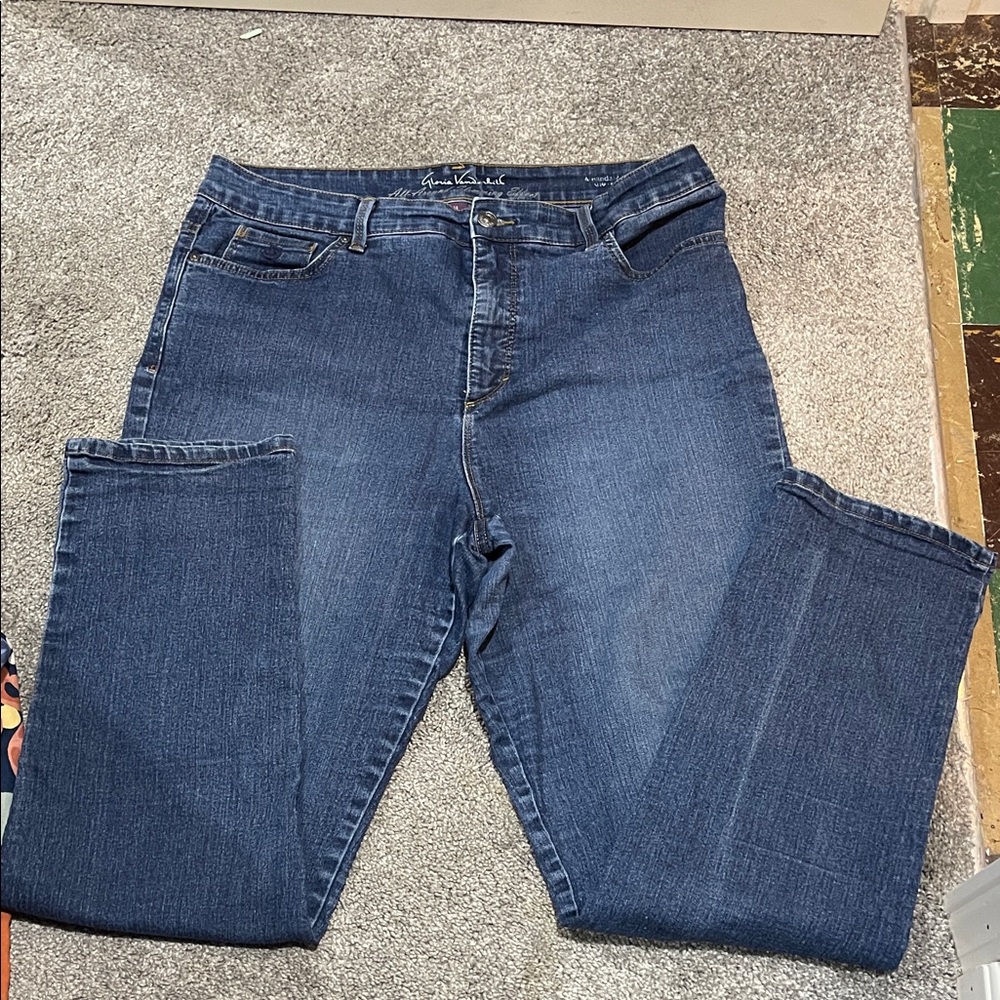 Gloria Vanderbilt Amanda 2.0 all around slimming effect jeans